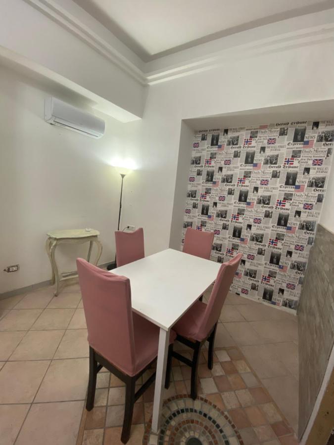 Apartamento La Casa Di Ciccio Nápoles Exterior foto